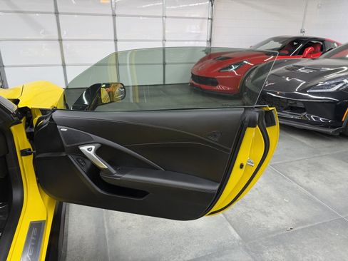 Used 2015 Chevrolet Corvette Stingray Coupe w/ 3LT Preferred Equipment Group image 22