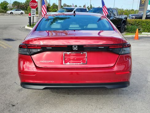 Used 2025 Honda Accord SE image 6