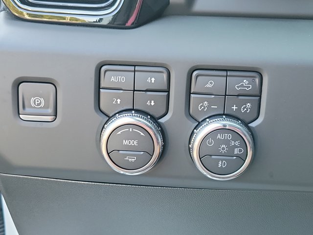 Used 2026 GMC Sierra 2500 AT4 w/ AT4 Premium Plus Package AWD/4WD image 29