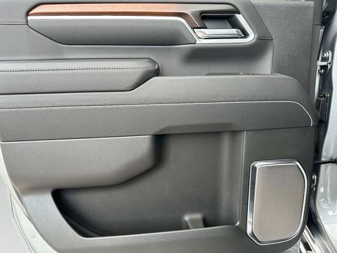 New 2025 GMC Sierra 2500 Denali w/ Technology Package image 15