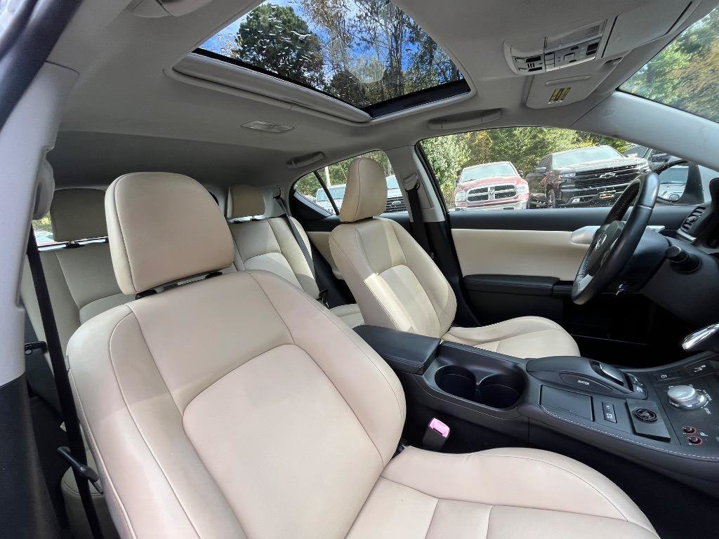 Used 2011 Lexus CT 200h Premium w/ Premium Audio Pkg FWD image 42