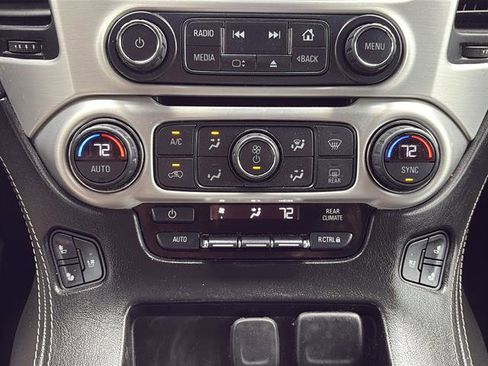 Used 2019 GMC Yukon SLT AWD/4WD image 25