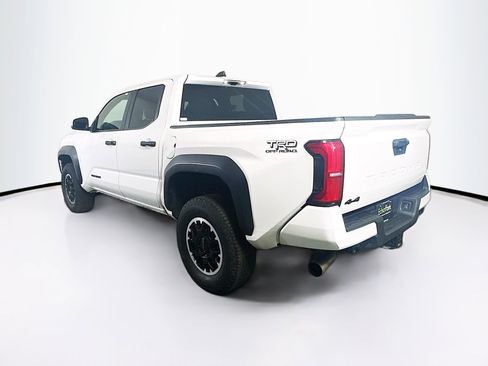 Used 2024 Toyota Tacoma TRD Off-Road AWD/4WD image 5