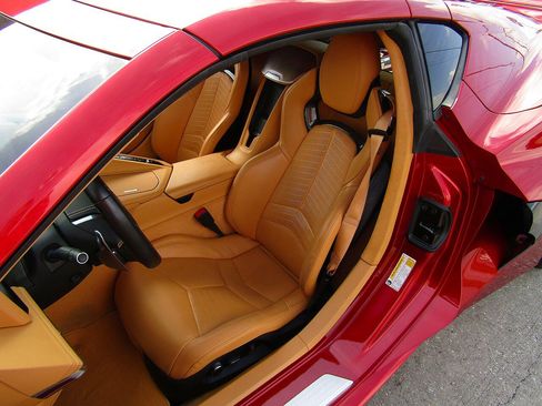 Used 2021 Chevrolet Corvette Stingray Premium Cpe w/ Z51 Performance Package RWD image 9