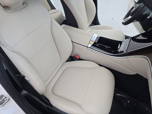 New 2026 Mercedes-Benz C 300 Sedan image 10