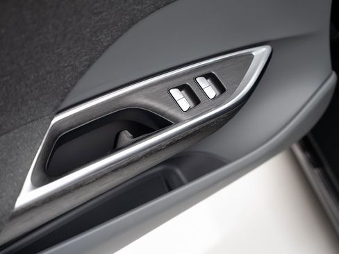 Used 2025 Lucid Air Pure image 52