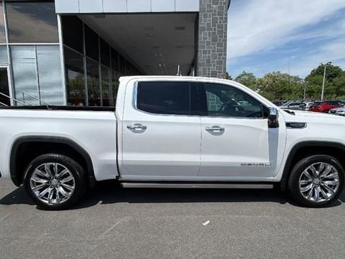 Used 2024 GMC Sierra 1500 Denali w/ Denali Reserve Package AWD/4WD image 8