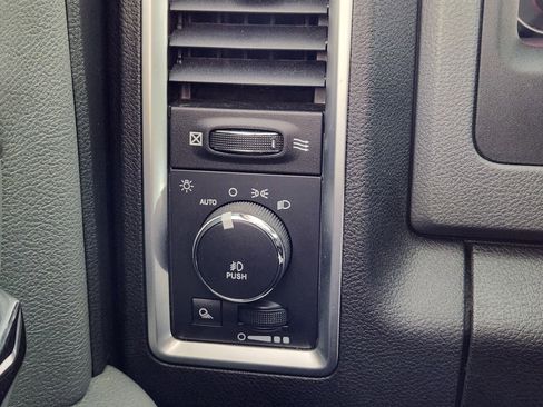Used 2016 RAM 1500 Big Horn AWD/4WD image 27