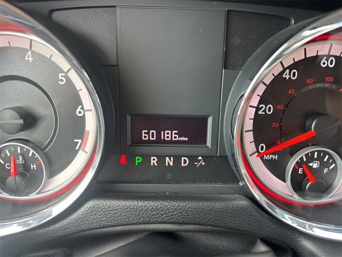 Used 2013 Dodge Grand Caravan SE image 19