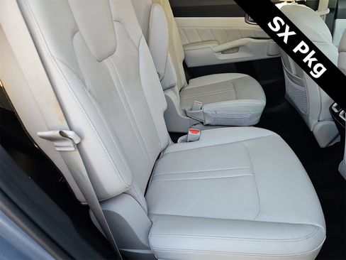 Used 2022 Kia Sorento SX image 17