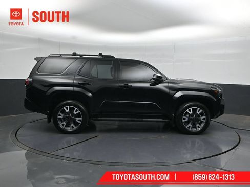 Used 2025 Toyota 4Runner TRD Sport Premium AWD/4WD image 3