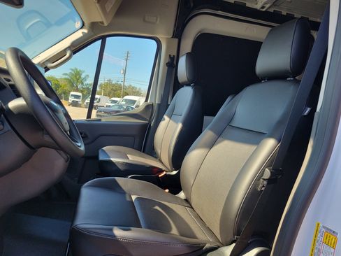New 2026 Ford Transit 250 148 Medium Roof w/ Load Area Protection Package image 16