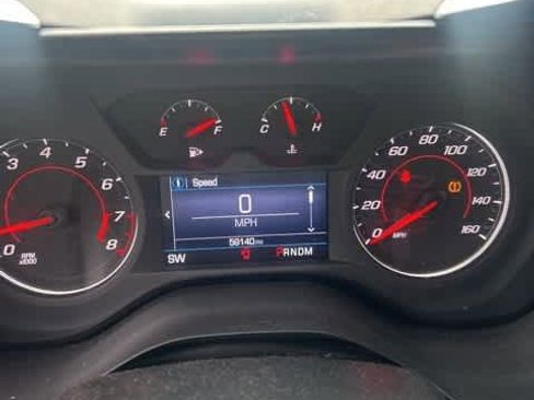 Used 2021 Chevrolet Camaro LT w/ RS Package image 2