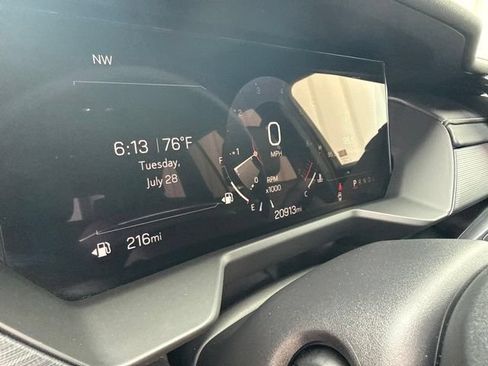 Used 2025 GMC Acadia Elevation w/ Elevation Premium Package FWD image 33