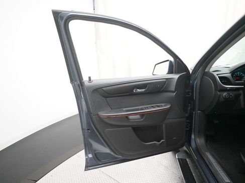 Used 2013 Chevrolet Traverse LTZ image 29