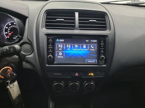 Used 2021 Mitsubishi Outlander Sport ES image 21