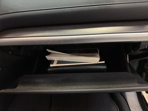 Used 2016 Subaru Legacy 3.6R Limited image 22