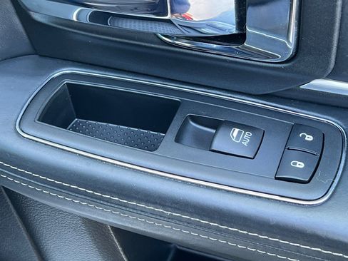 Used 2016 RAM 1500 Limited image 20
