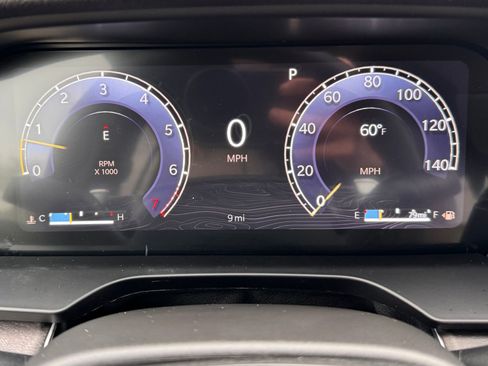New 2025 Jeep Grand Cherokee Limited w/ Luxury Tech Group II AWD/4WD image 18