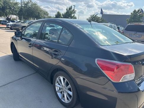 Used 2012 Subaru Impreza 2.0i Premium AWD/4WD image 4