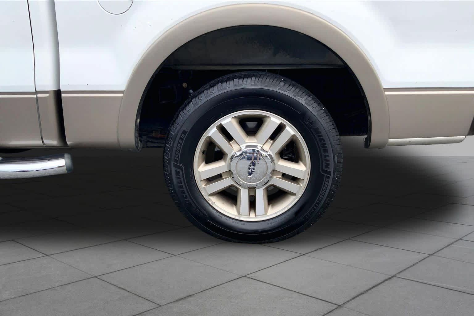 Used 2006 Ford F150 Lariat RWD image 9
