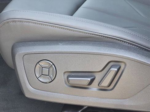 New 2025 Audi Q3 2.0T Premium image 15