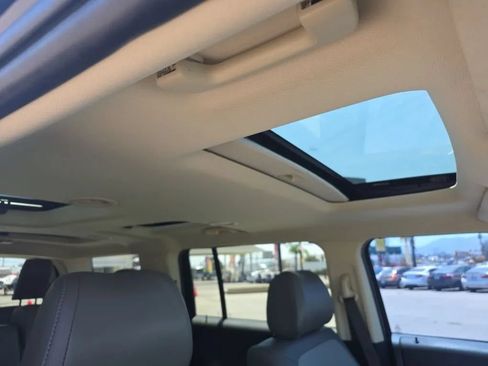 Used 2017 Ford Flex SEL w/ Equipment Group 202A FWD image 13