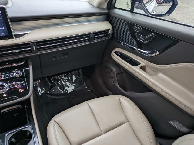 Used 2022 Lincoln Corsair FWD image 17