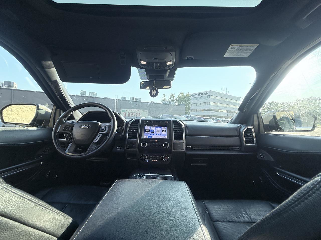 Used 2019 Ford Expedition XLT w/ Equipment Group 202A RWD image 14