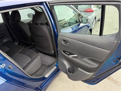 Used 2024 Nissan Leaf SV Plus image 36