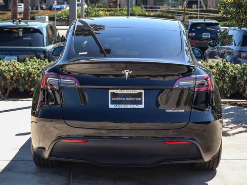 Used 2025 Tesla Model Y Performance AWD/4WD image 5