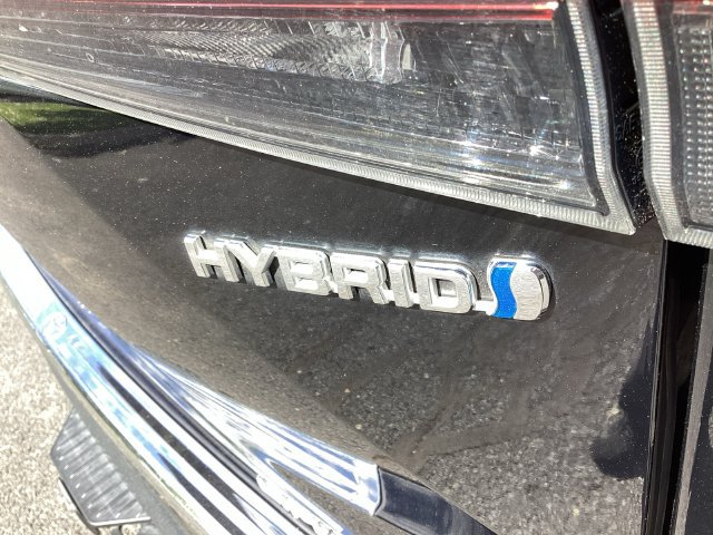 Used 2024 Toyota Highlander Limited AWD/4WD image 34