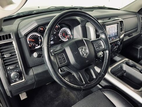 Used 2018 RAM 1500 Sport w/ Sport Premium Group image 10