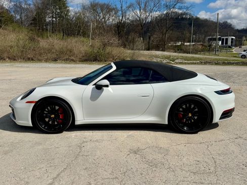 Used 2020 Porsche 911 Carrera 4S image 16