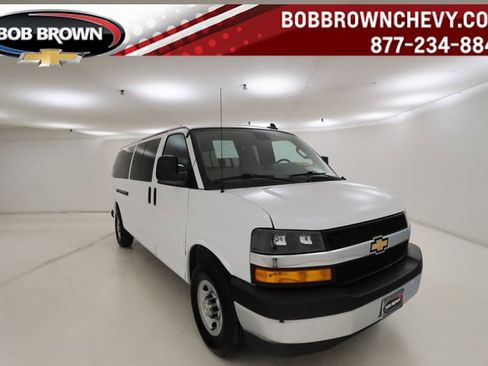 Used 2024 Chevrolet Express 3500 LT w/ LT Preferred Equipment Group image 1