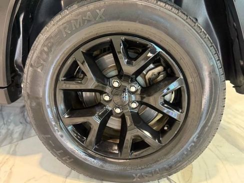 Used 2015 Jeep Cherokee Trailhawk w/ Comfort/Convenience Group image 30