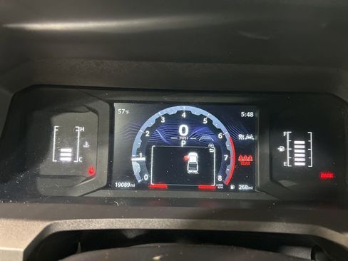 Used 2024 Toyota Tacoma SR5 AWD/4WD image 24