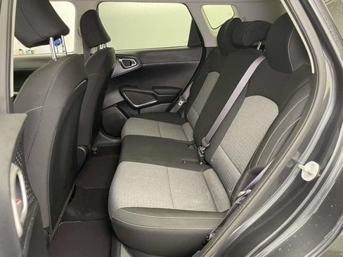 Used 2021 Kia Soul S FWD image 14