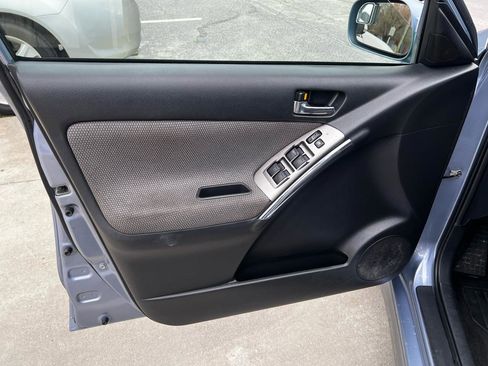 Used 2007 Toyota Matrix image 11