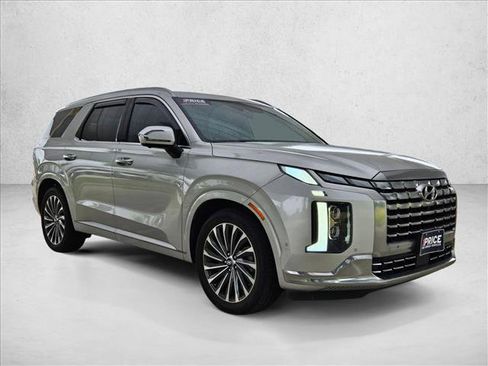 Used 2024 Hyundai Palisade Calligraphy AWD/4WD image 3