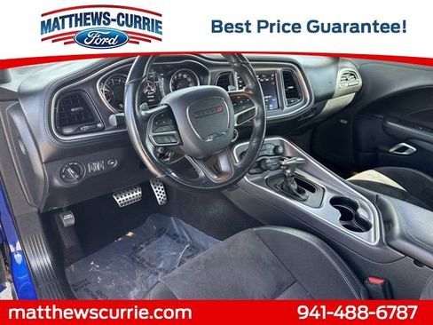 Used 2020 Dodge Challenger R/T w/ Plus Package image 11