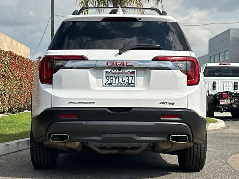 Certified 2022 GMC Acadia AT4 w/ Preferred Package image 5