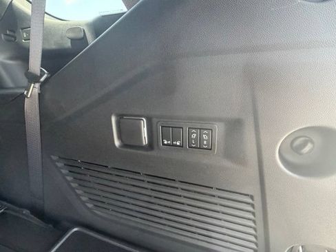 New 2026 GMC Yukon AT4 w/ AT4 Premium Package AWD/4WD image 28
