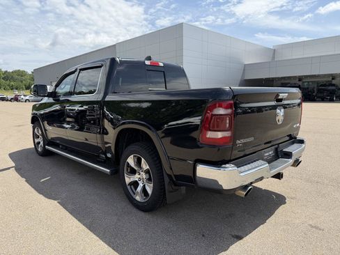 Used 2022 RAM 1500 Laramie AWD/4WD image 4