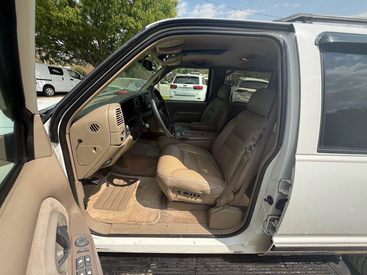 Used 1998 GMC Yukon 2WD 4-Door w/ Marketing Opt Pkg 5 image 14
