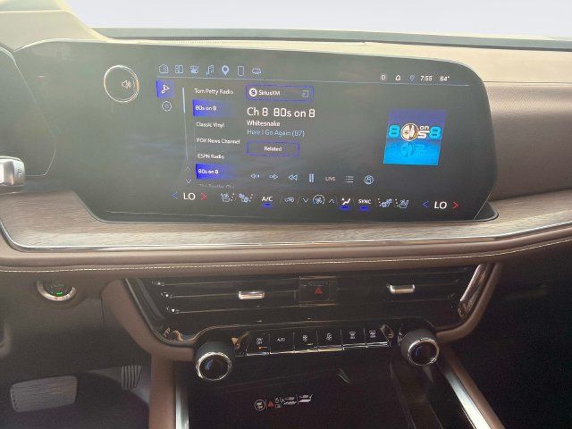 Used 2025 Chevrolet Tahoe High Country AWD/4WD image 29