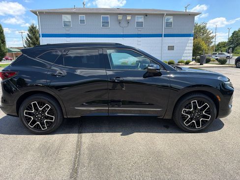 Used 2023 Chevrolet Blazer RS w/ Driver Confidence II Package AWD/4WD image 6