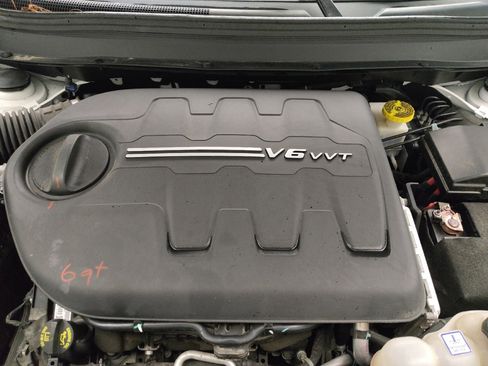 Used 2019 Jeep Cherokee Limited AWD/4WD image 30
