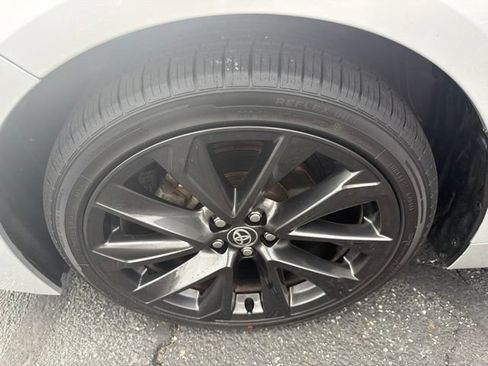 Used 2023 Toyota Corolla SE w/ Carpet Mat Package (TMS) FWD image 28