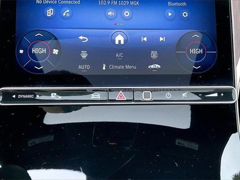 Certified 2025 Mercedes-Benz GLC 300 4MATIC image 18